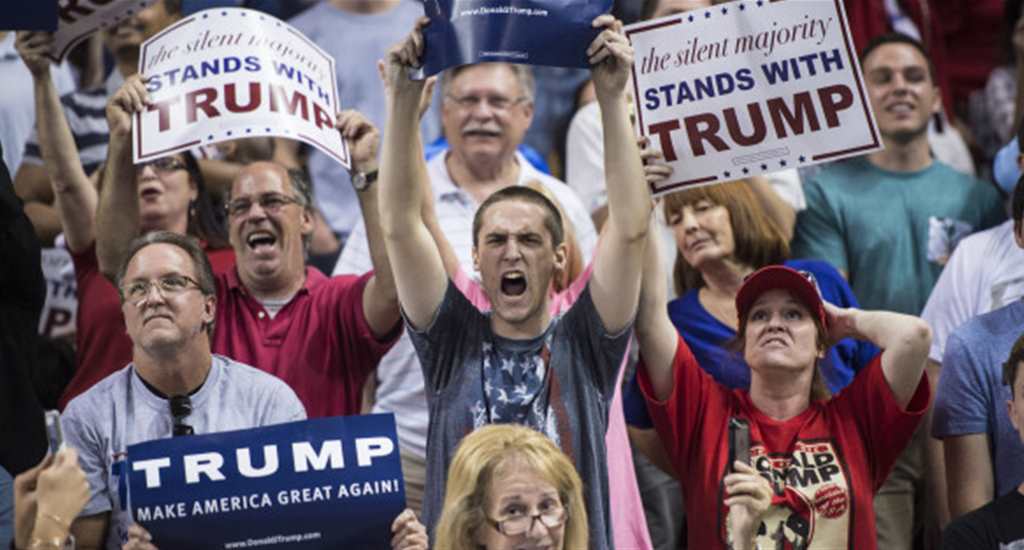 Cumhuriyetçi Partinin Kodamanları, Eğitimsiz Kızgın Beyazlar ve Trump