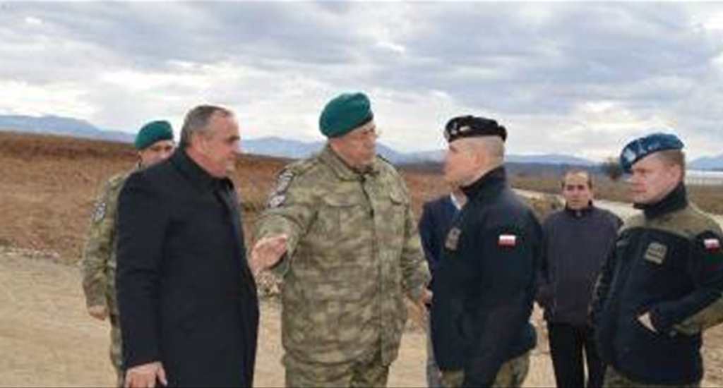 Albay Tavazar ve NATO Heyeti Mamuşayı Ziyaret Etti