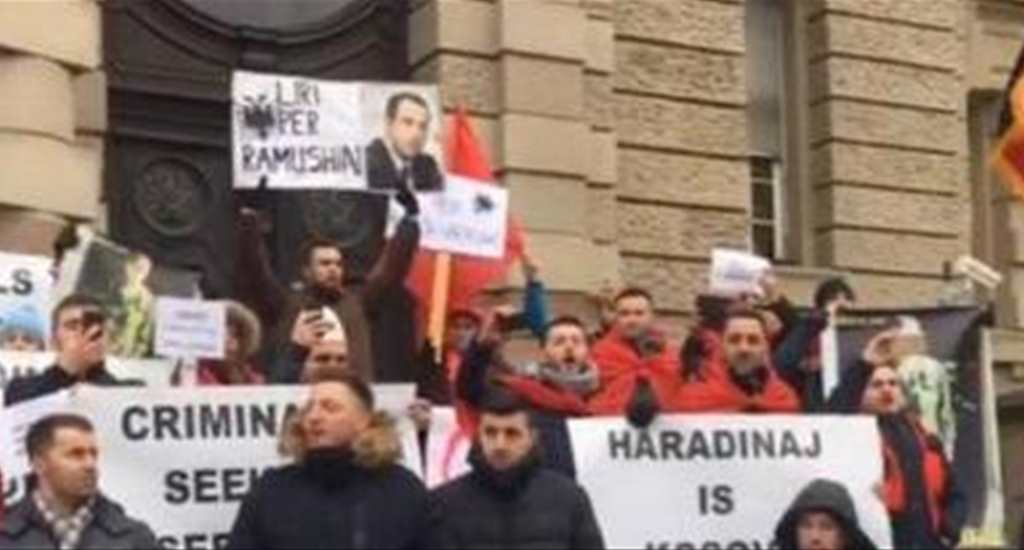 Fransada Haradinaj İçin Protesto Başladı