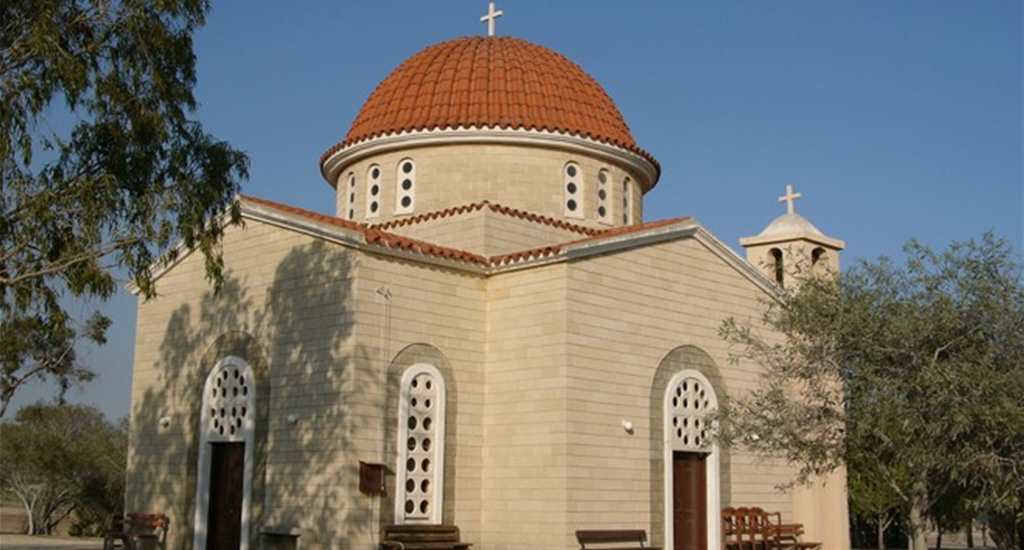 618 kilise ve 21 manastır Kıbrıslı Rumlara iade edilecek