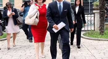 Albania Opposition MPs Pressed Over Judicial Reform 