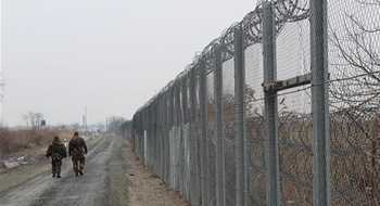 Macaristan’dan Sırbistan sınırına ikinci tel örgü