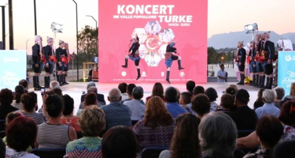 Arnavutlukta Türk Halk Oyunları Konseri