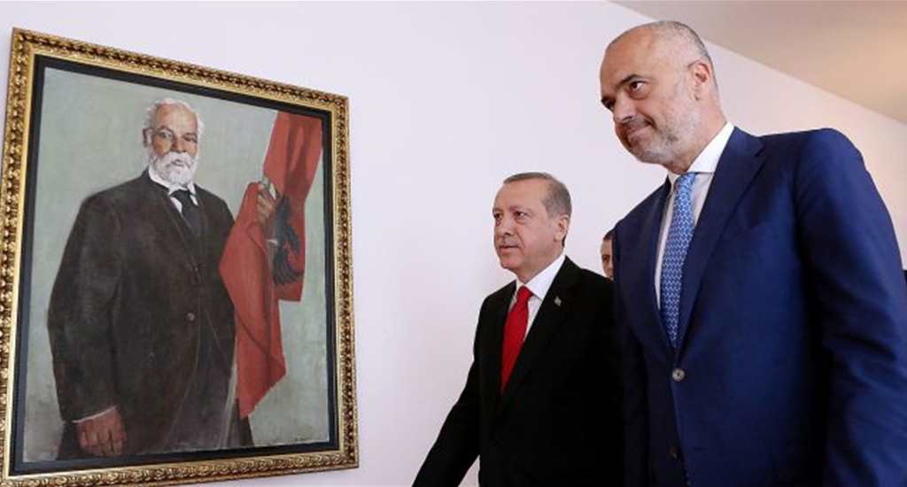 Walter Russel Mead : Arnavutluk Türkiyenin Yardımıyla Kosova ve Makedonyayı Alabilir