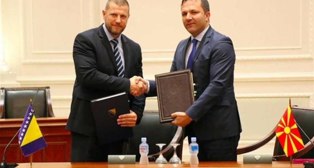 Makedonya ve Bosna Hersek, sürücü belgelerinin tanınması için anlaşma imzaladılar
