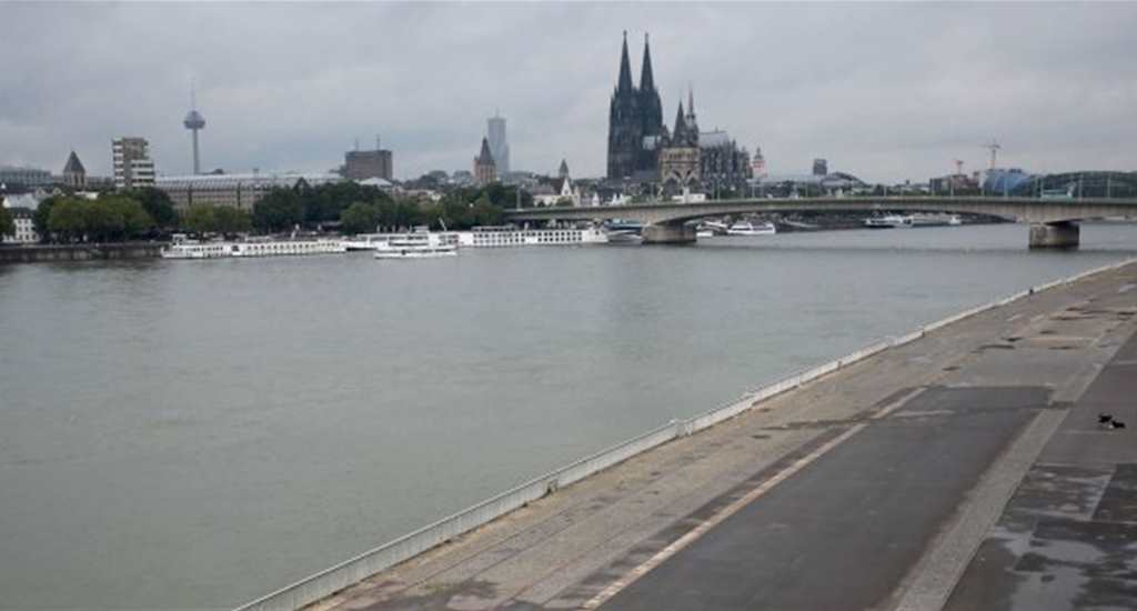 Kölnde Büyük Gösteri:Su Püskürtücüleri de Hazır
