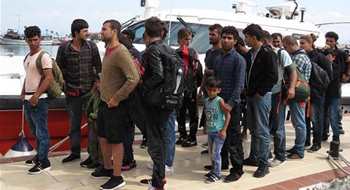 Yunanistan yaklaşık 14 bin göçmeni iade etti