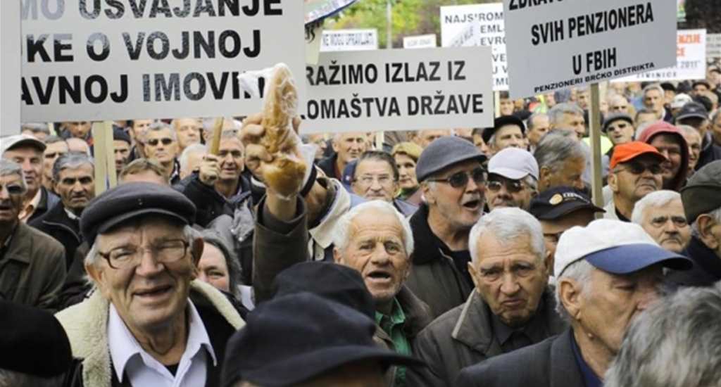 Bosna Hersekte Emekli Protestosu