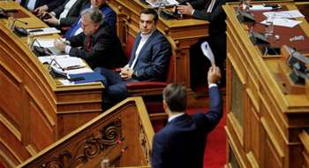 Makedonya İsim Anlaşması Yunan Meclisi'nde