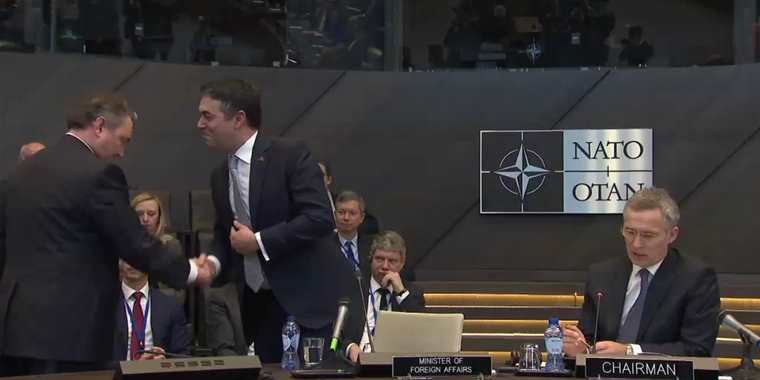 Makedonya’nın NATO’ya Üyelik Protokolü İmzalandı