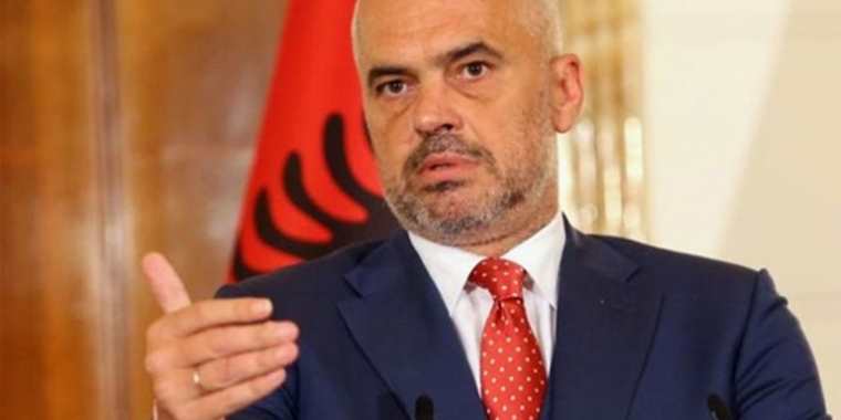 Arnavutluk Başbakanı Edi Rama Sırbistan’a gidiyor