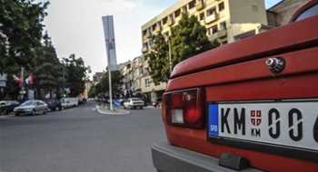 Sırbistan, Kosova’ya geçici araç uygulamasını kaldırdı