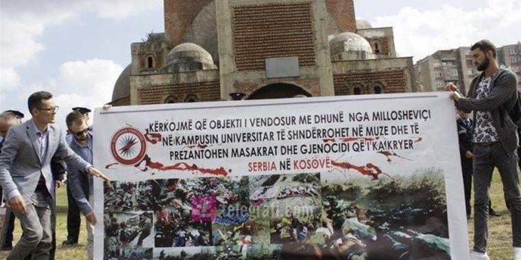 Öğrenciler: Kilise Sırbistan Katliamları Müzesine Dönüşsün 