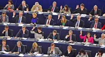 Avrupa Parlamentosu Yunan Ekonomisini Tartıştı: Yunanistan İkili Oynuyor;Komisyon Kamuoyunu Yanıltıyor