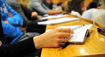 Darbe girişimi sonrasında eğitime cesaret!