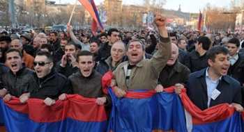 Ermenistan'da Rusya taraftarları azalıyor