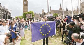 İngiltere'de ‘Yeni referandum’ diyen 3 milyonu aştı