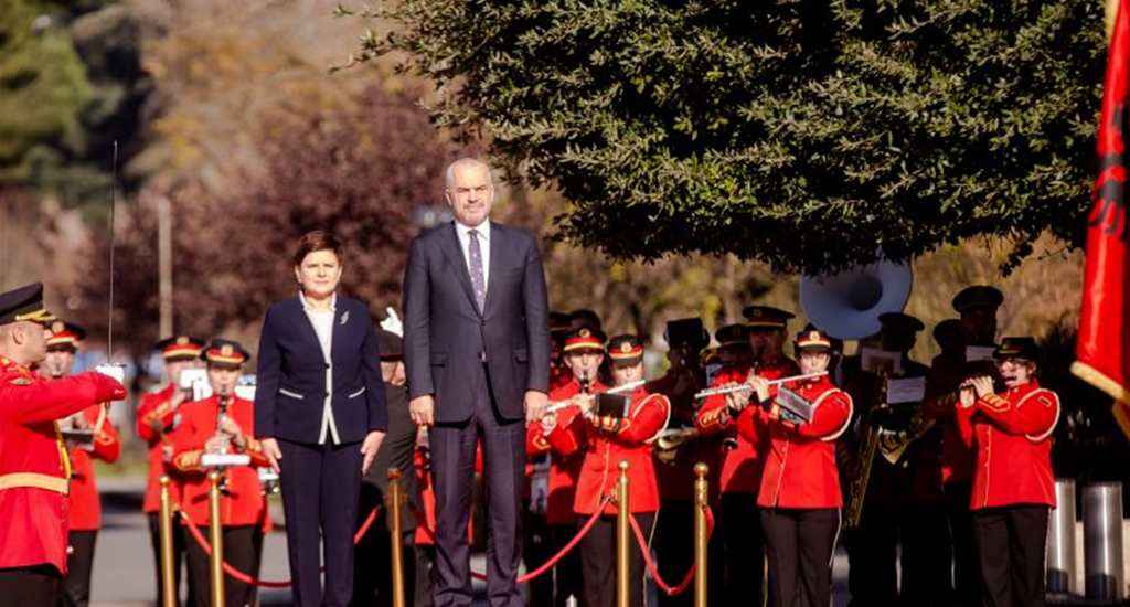 Polonya Başbakanı Szydlo Arnavutlukta