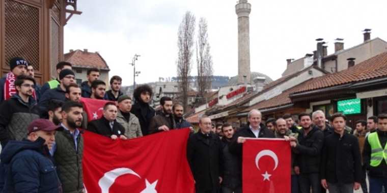 Saraybosna’da Hollanda protestosu