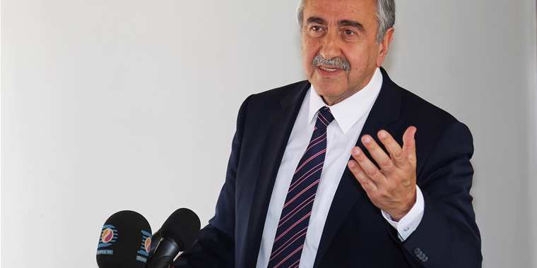 Akıncı’nın Süslü Sözlerine Kimse Aldanmasın