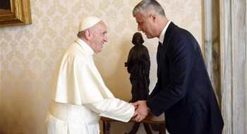 Papa Françesku, Kosova Cumhurbaşkanı Taçi’yi kabul etti