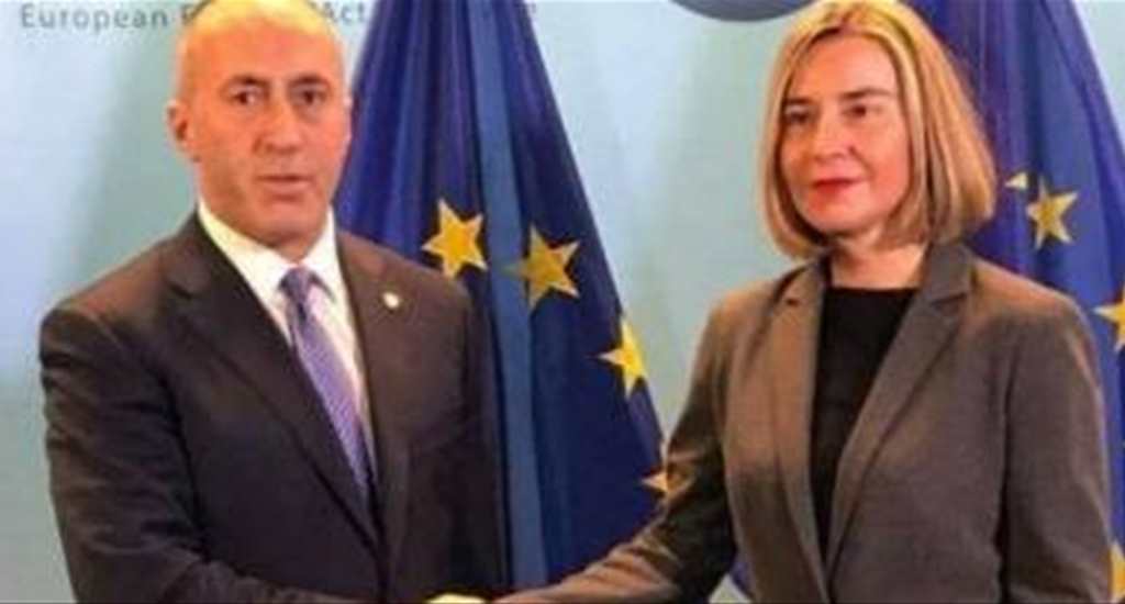 Brükselde Kosova Bayrağı Yokluğu Tartışması