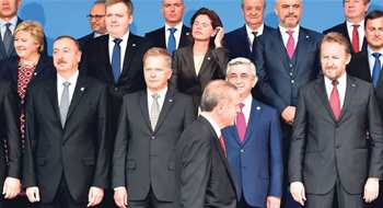 Türkiye-Batı İlişkileri Üzerine