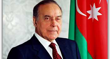 Haydar Aliyev’in Mirası: Kendi Oyununu Kuran Azerbaycan